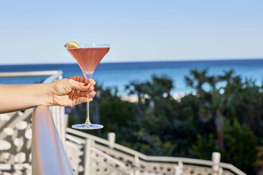 Private Condos at Amrit Ocean Resort