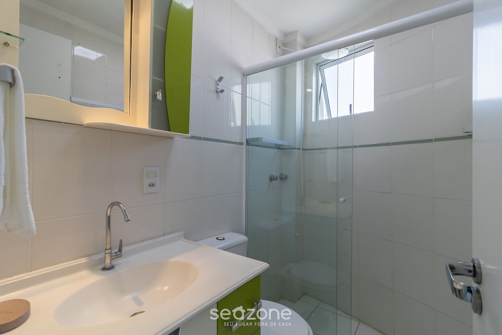 Aprt w Balcony 600m fr the Coast Centro BC Ejf0702