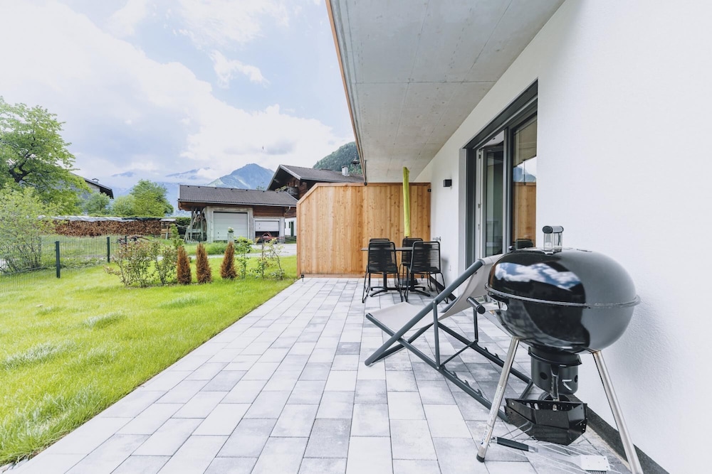 M1 - Garden Apartment 1