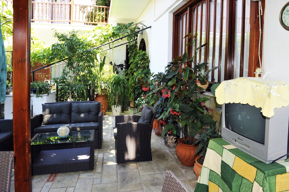 Photo 21