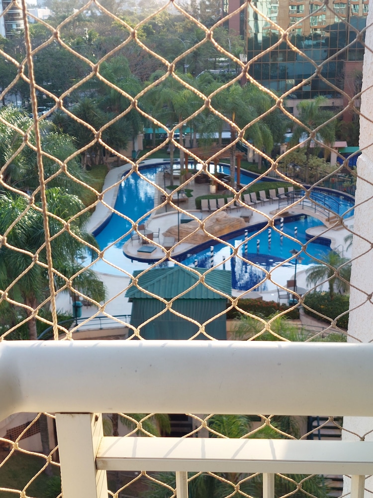 Flat Barra First