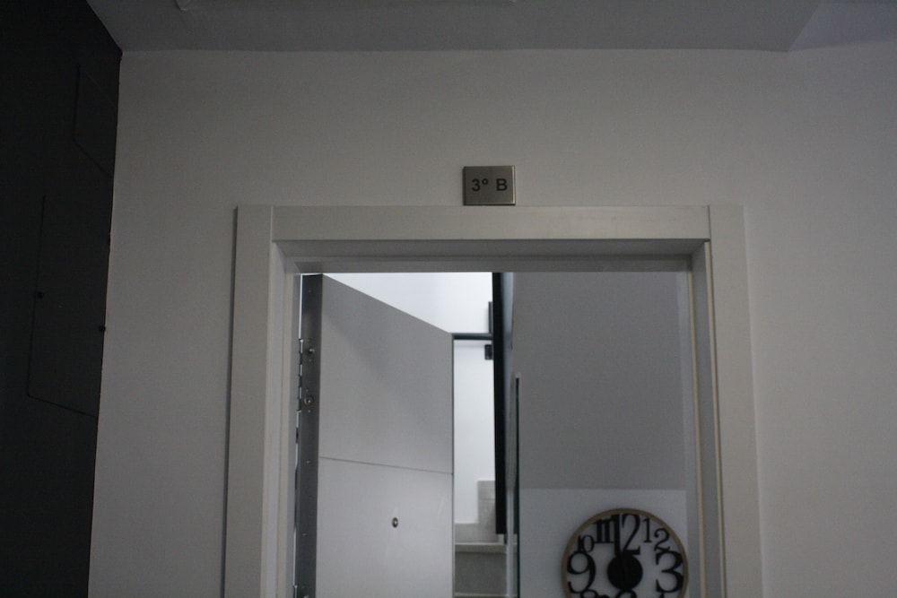 APARTAHOTEL MADRID URBAN SUITES - EDIFICIO EXCLUSIVO - 7 Apartments Boutique Full Equiped