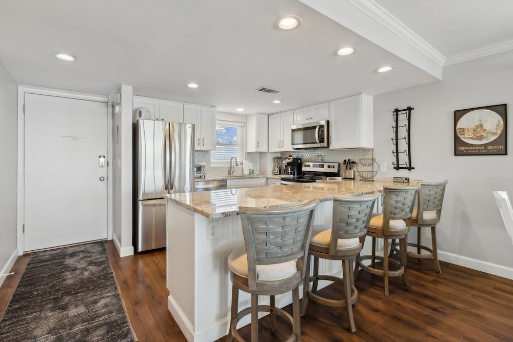 N4 Amelia South 2 Bedroom Condo