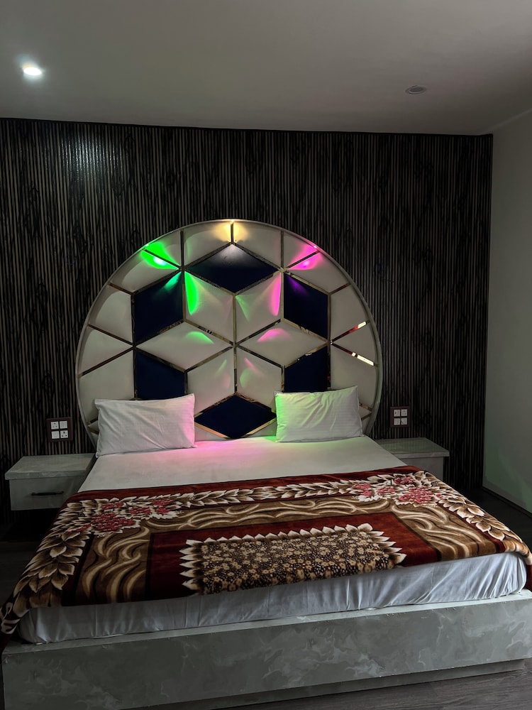 PEARL RESIDENCY