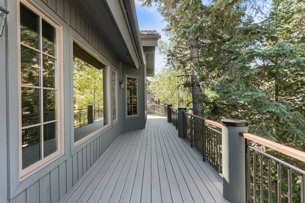 Bellemont Home at Deer Valley Resort - 6 Bedroom Home with Hot Tub #8 6 Home