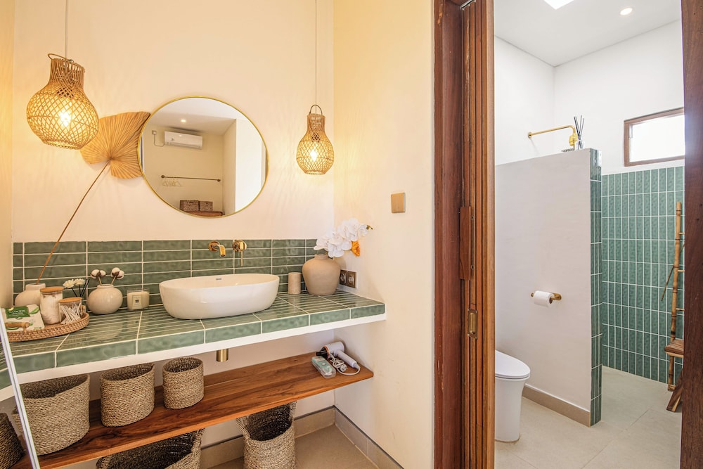 Luxury 4BR Villa With Private Pool in Canggu
