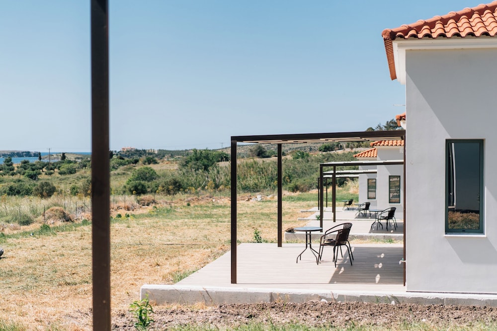 Apolithon Premium Houses