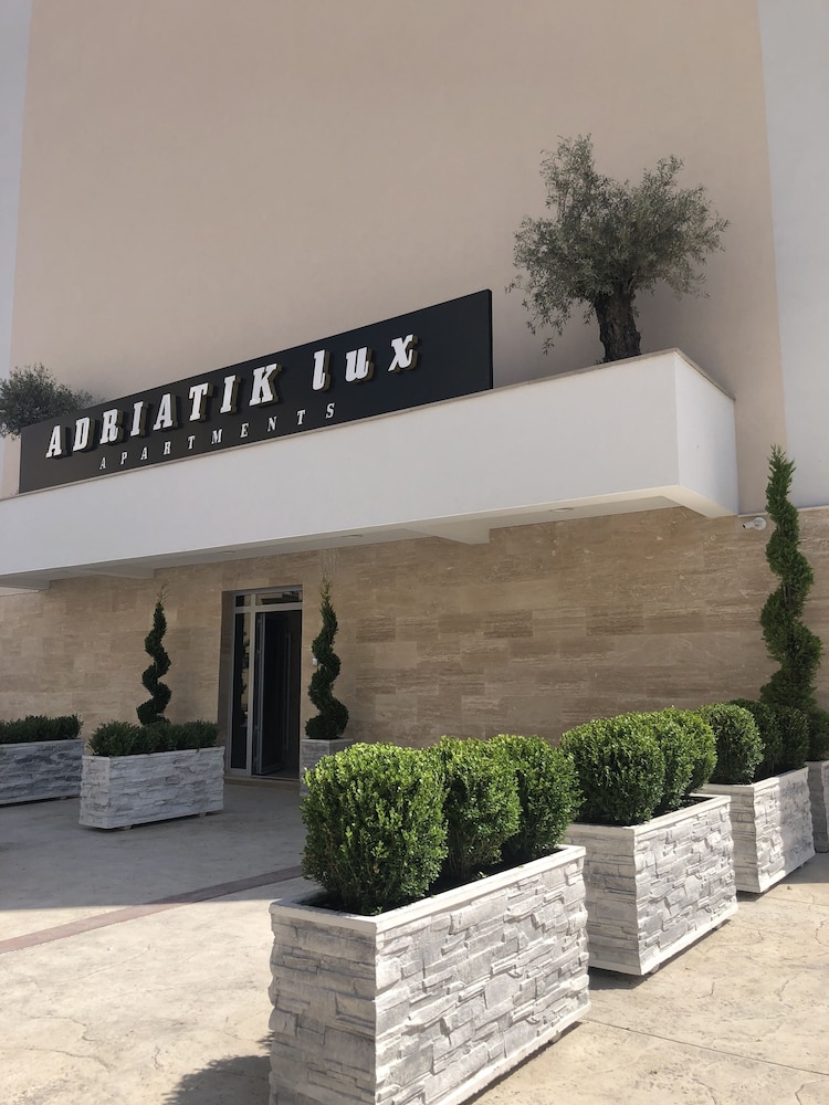 Adriatik Budva apartments