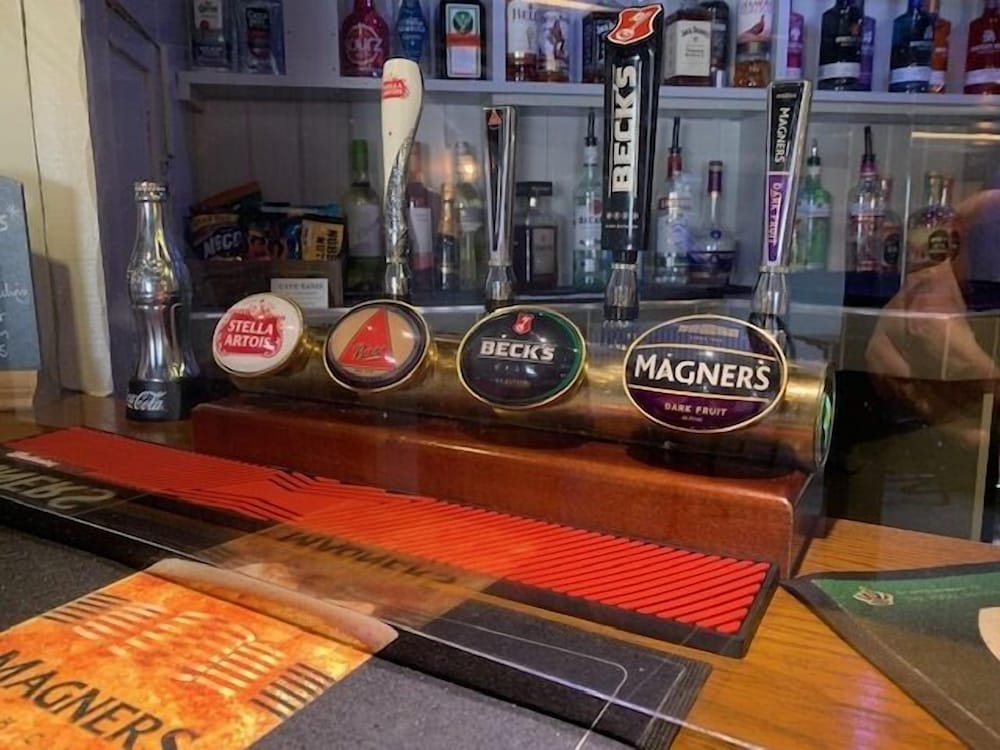 Hotel The Kings Head - Image 1