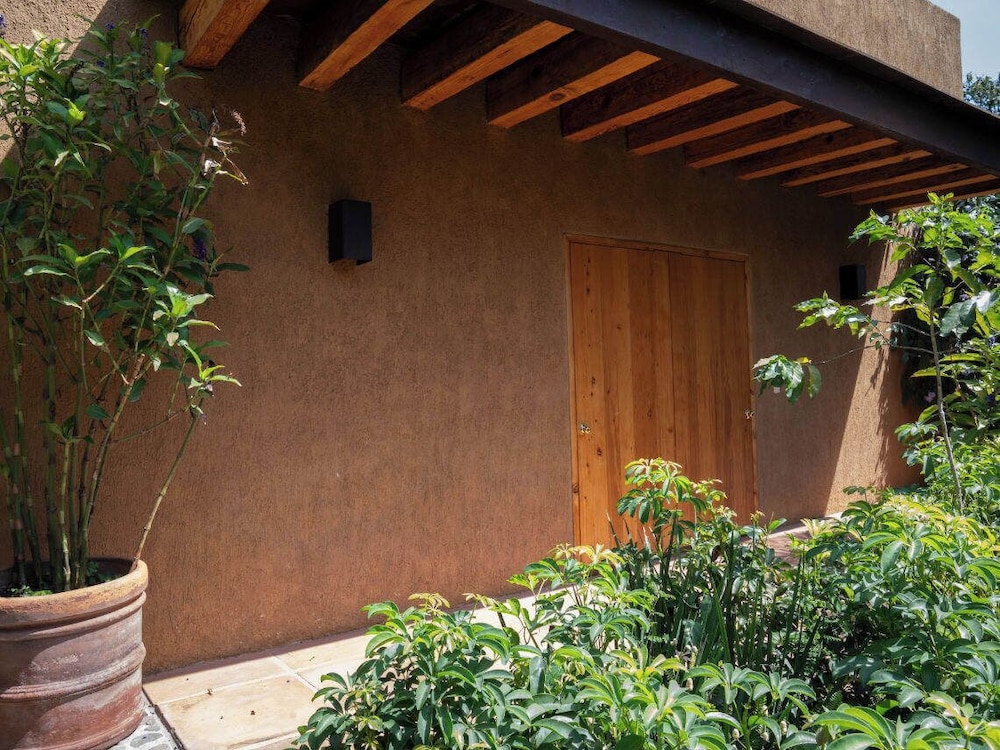 Zapote House view 3
