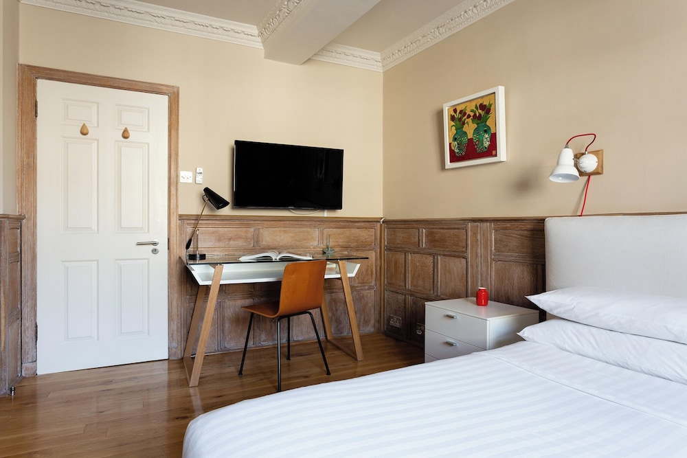 Cockspur Street by Onefinestay