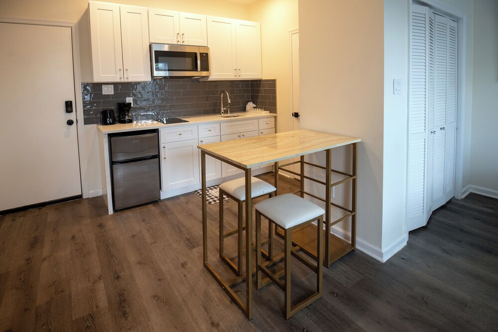 Diamond Suites Philadelphia Center