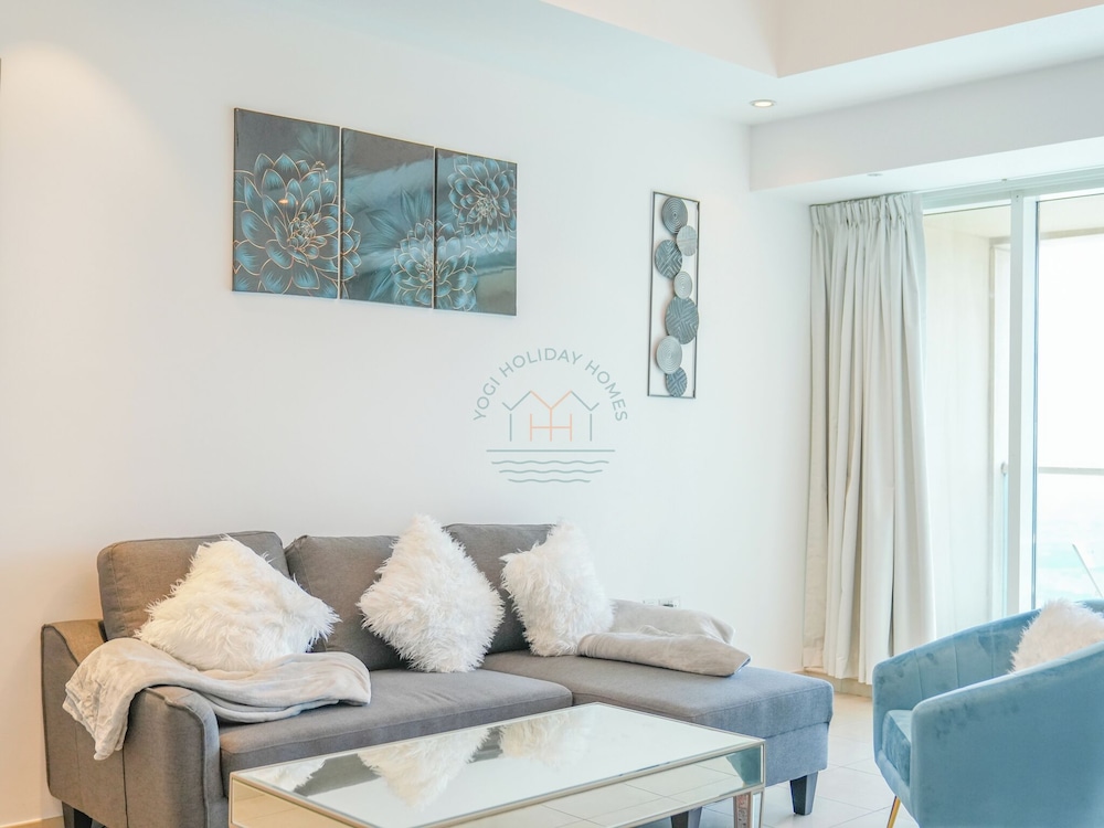 Luxury 2-Bedroom Stay in the Heart of Churchill