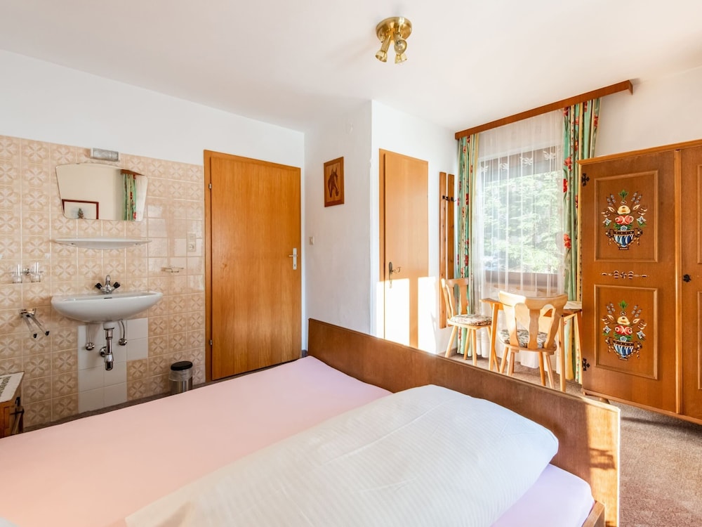 Chalet in Hainzenberg Near Ski Slopes