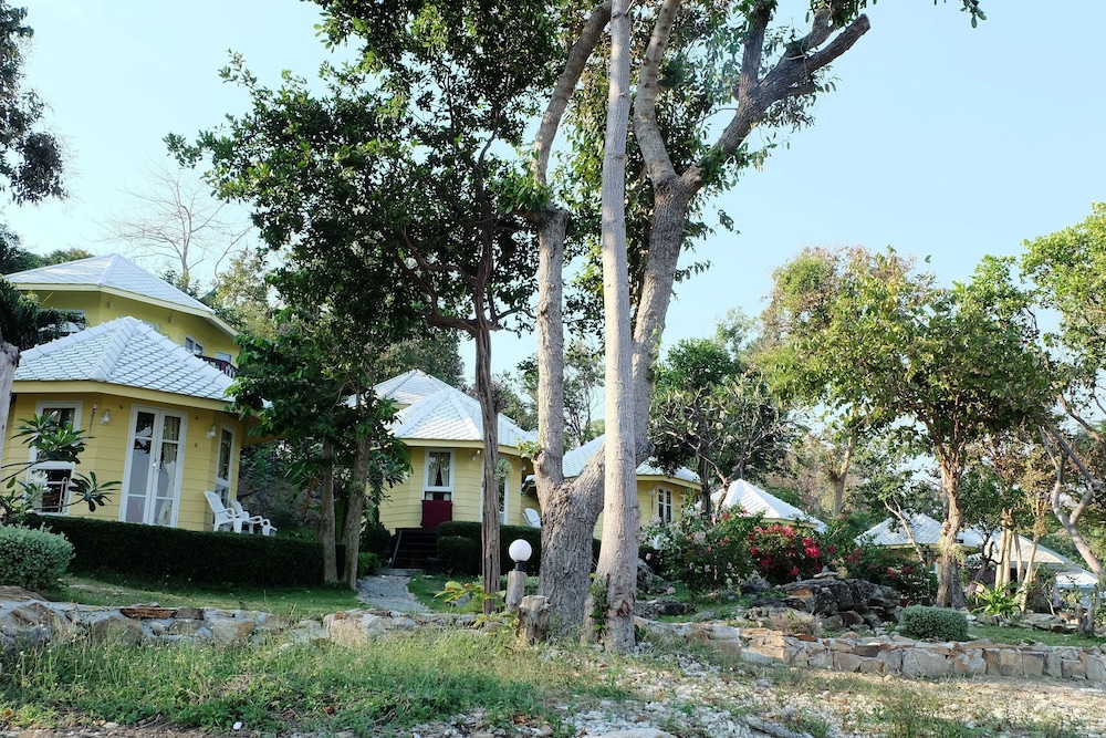 Nimmanoradee Resort