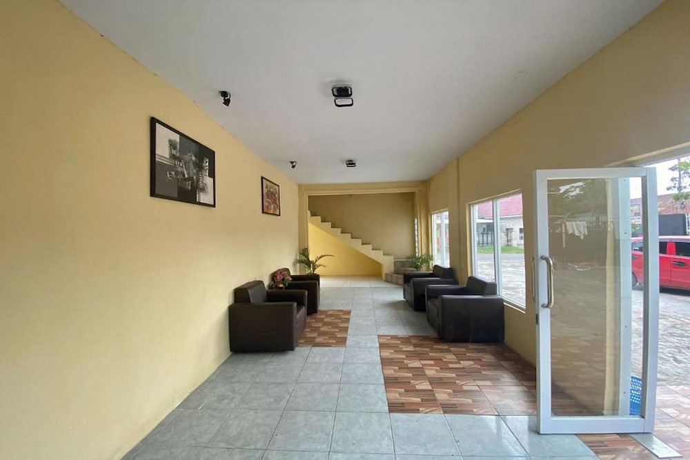 Hotel Warna