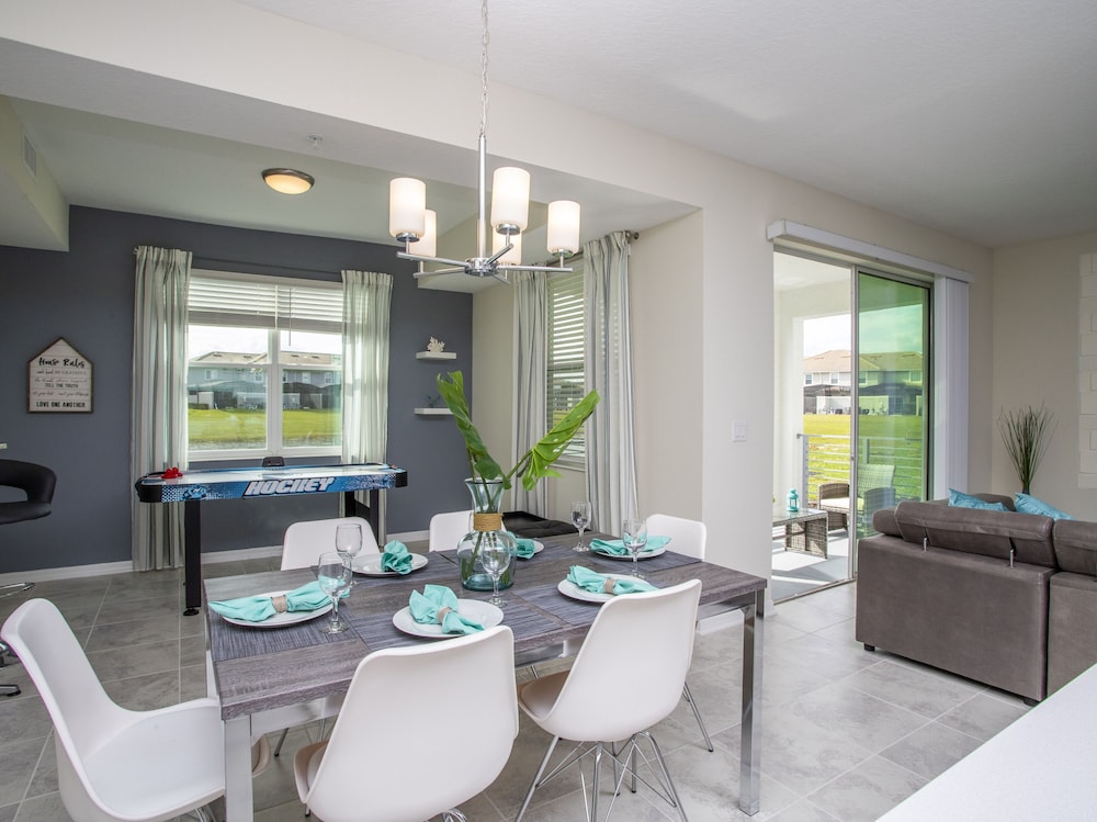 Marvelous 2 Bd Apt Close to Disney at Storey Lake 106 3121 - Image 3