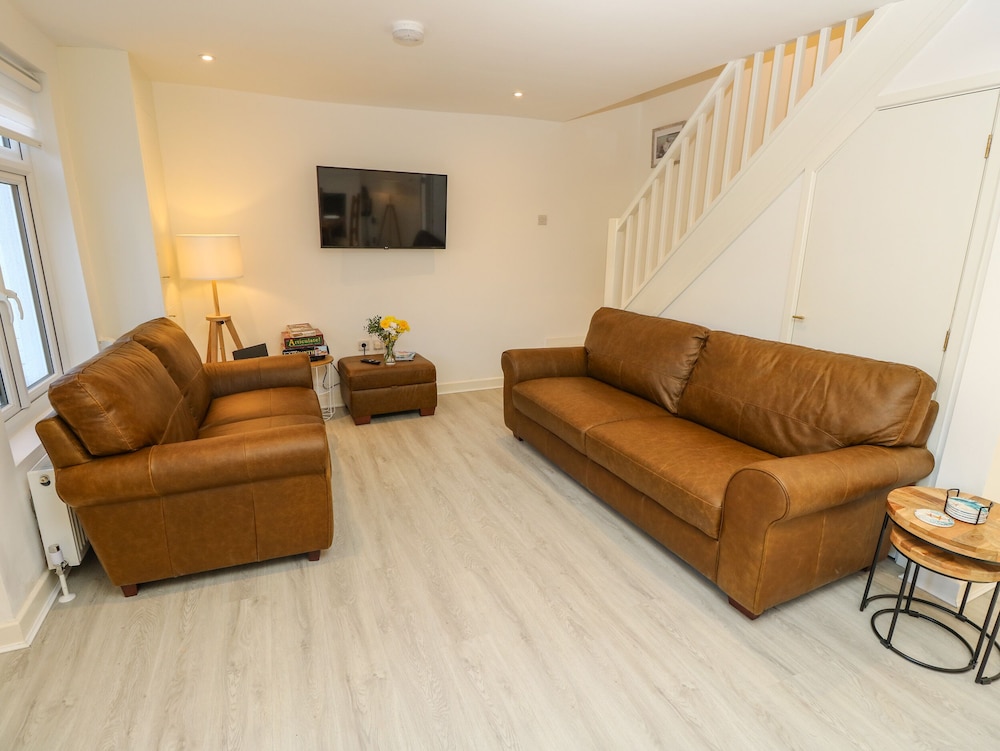 1 Star Cottages