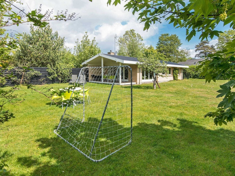 8 Person Holiday Home in Ega