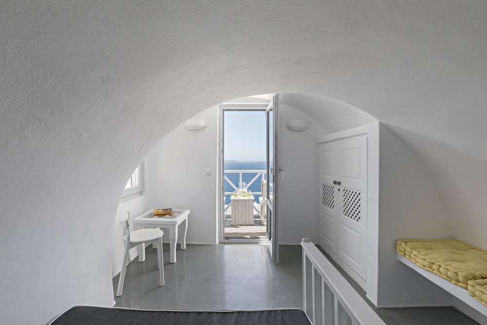 Helianthus Suites