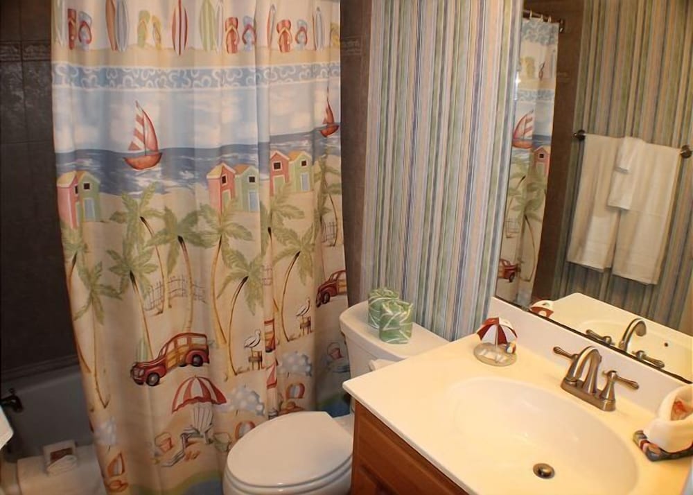 Summerhouse 228 2 Bedroom Condo by RedAwning view 2
