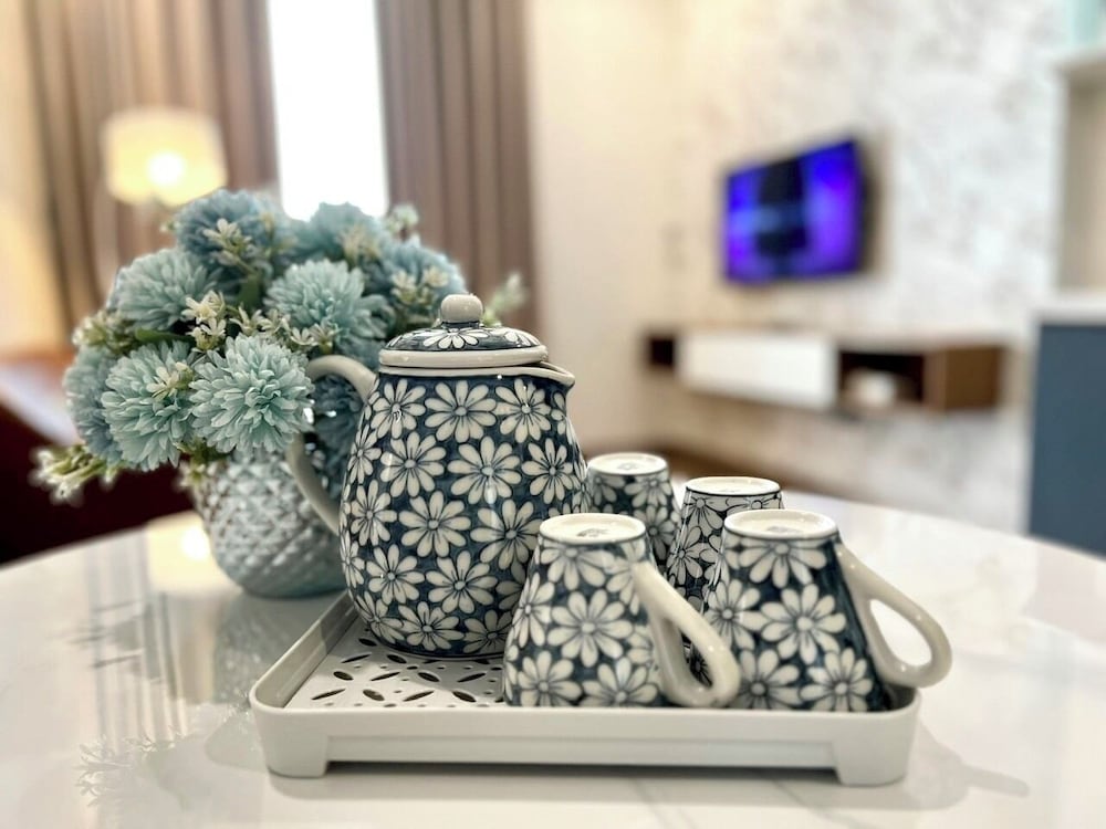 HMH - Vinhomes GreenBay Apartment