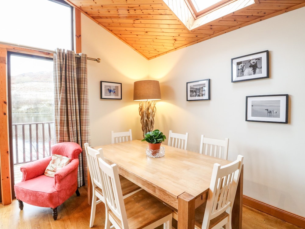 Ptarmigan Lodge