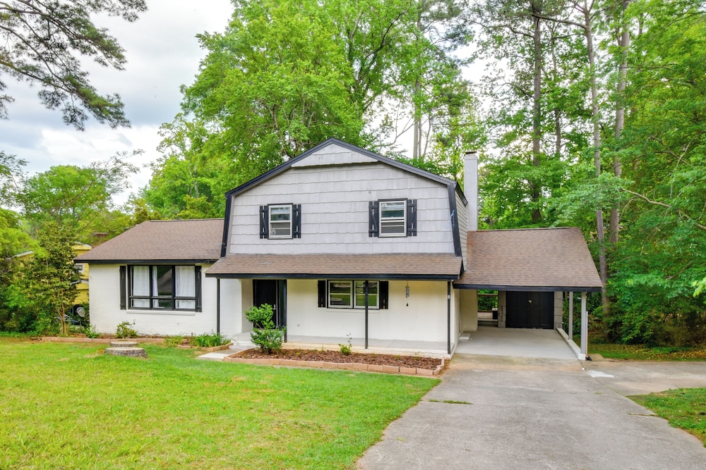 2 Mi to Dtwn: Spacious Home in Cary w/ Deck, photo 14