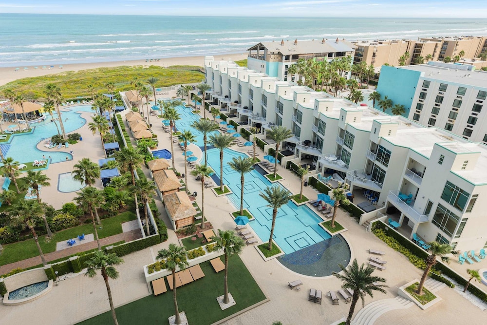 Prestigious Luxury Beach & Bay Patios Xl Size 3 Bedroom Apts