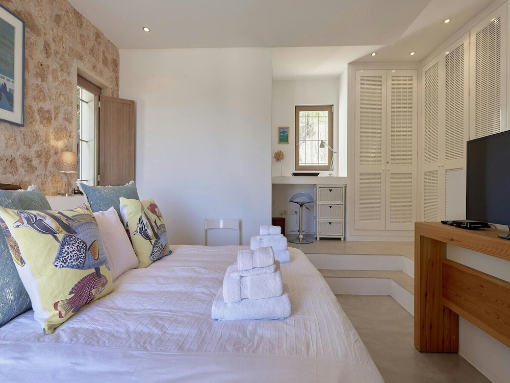 Holiday Home With Central Heating