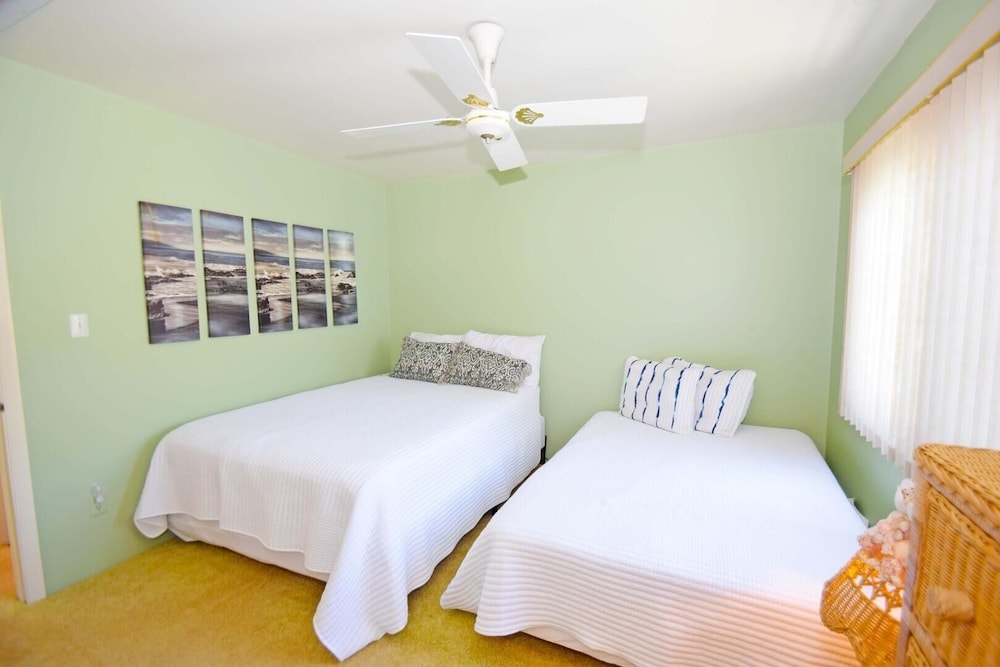 Laurel Avenue 707 3 Bedroom Home view 3