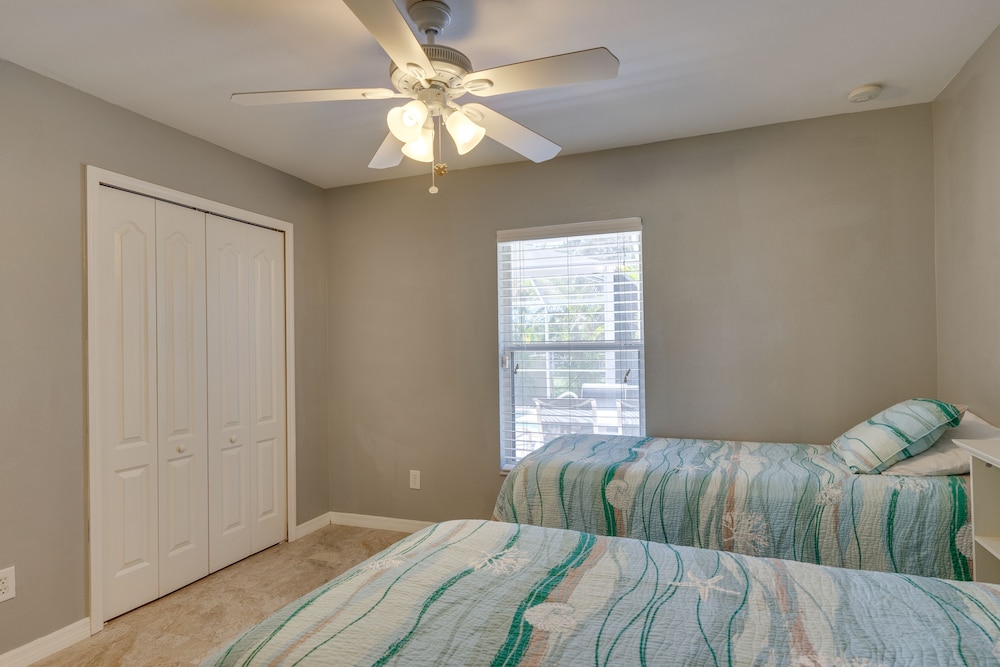 Family-friendly Home 10 Mi to Dtwn Cape Coral - Property Image 18