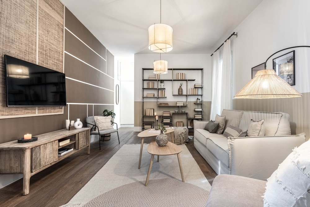 Cremano - 1 Bedroom and Office in Centro