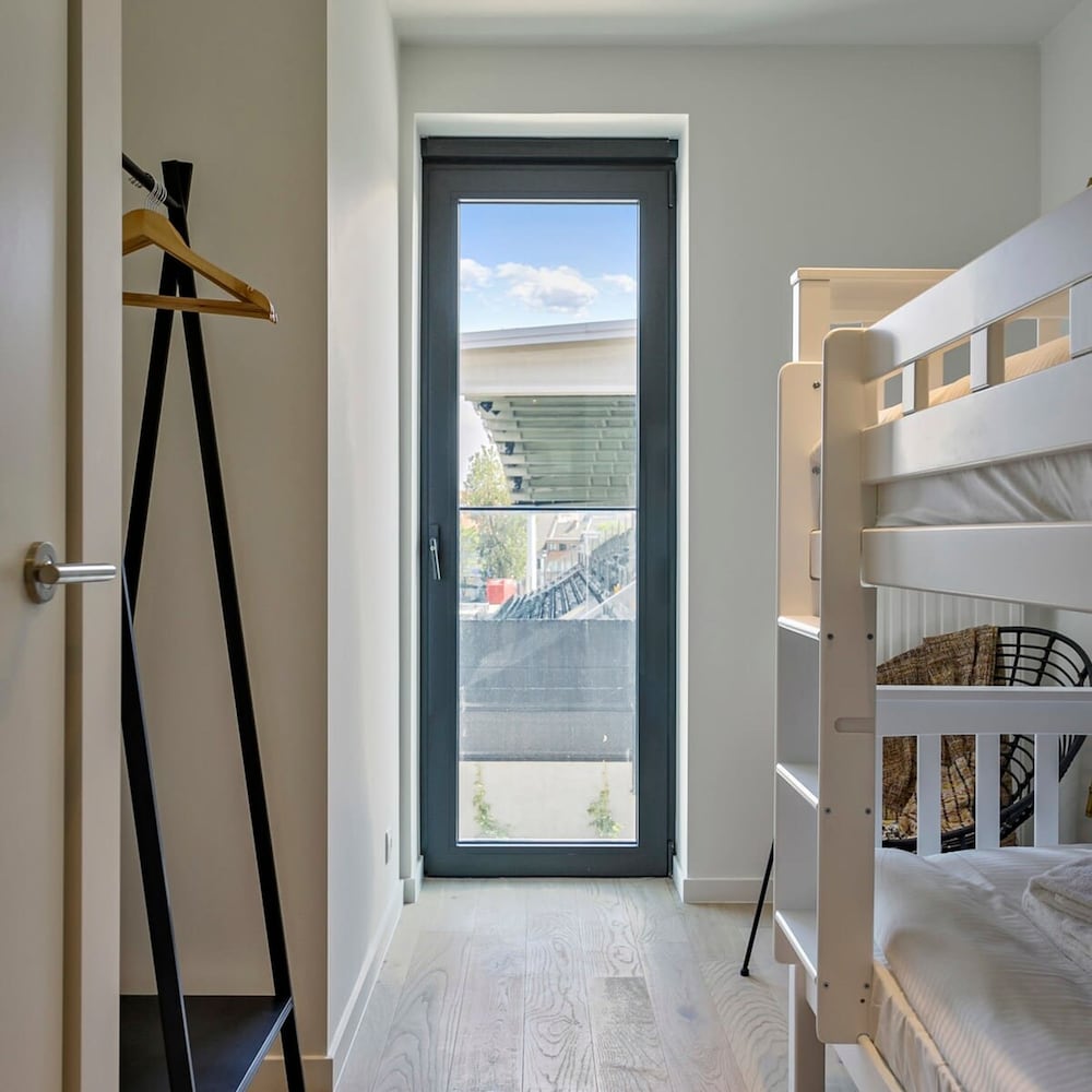 Brand new Family House With Roof Terrace