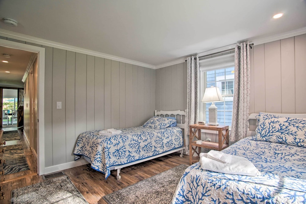 Walk to Beach: Home w/ Grill in South Yarmouth view 4