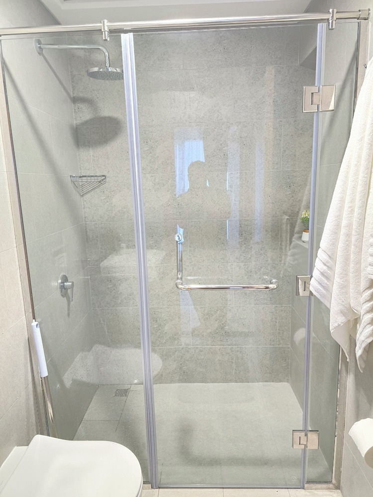 LUXURY MOON 2BHK AP.