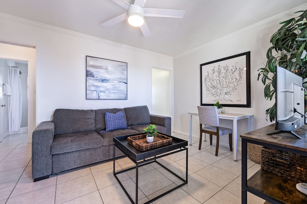 Ocean Blvd Apt 6 by Avantstay On Pacific Beach