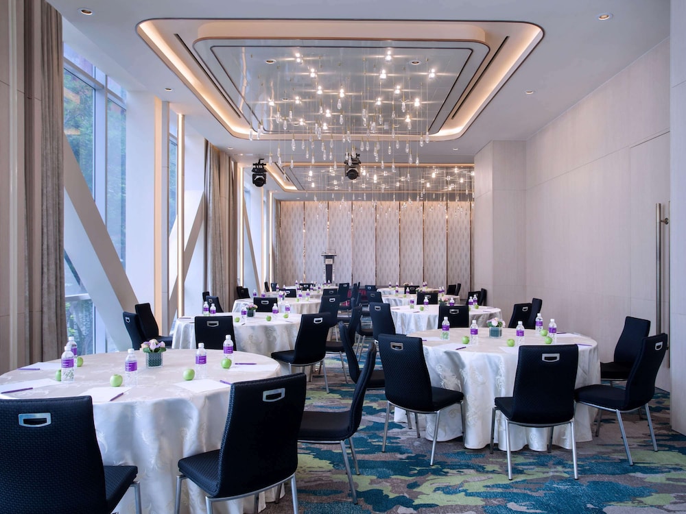 Mercure Singapore Bugis 54