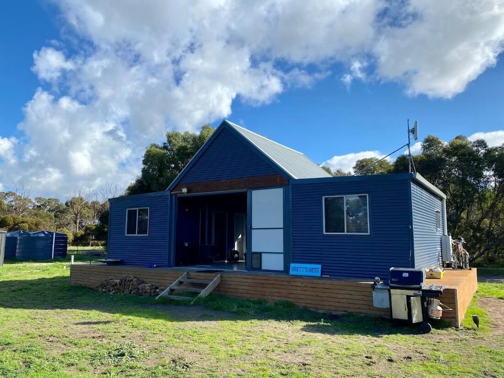 Great Couple and Family Country Cabin