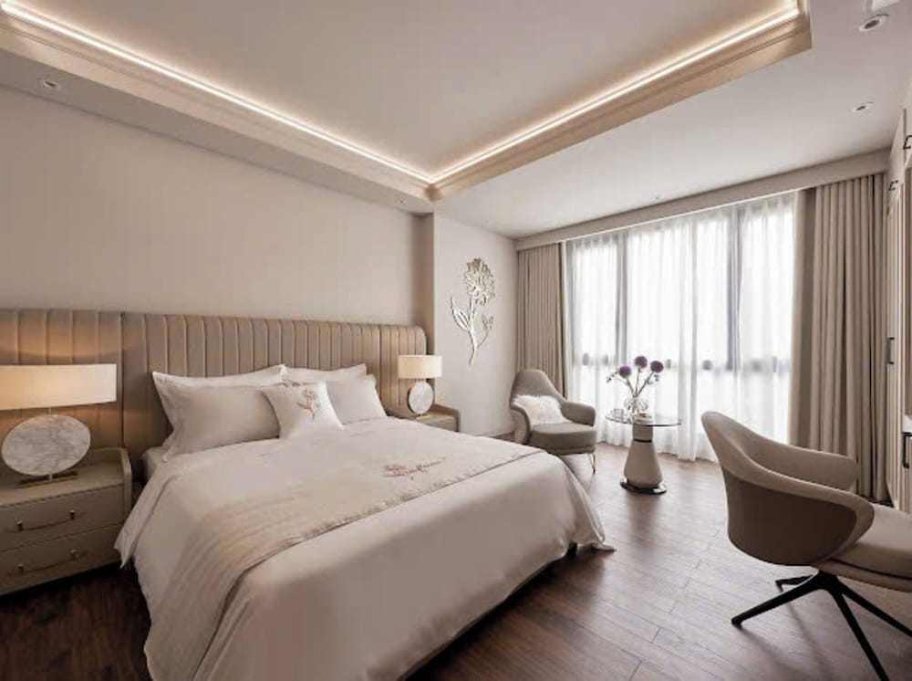 Sunflower Apartment - Suite by THC Group