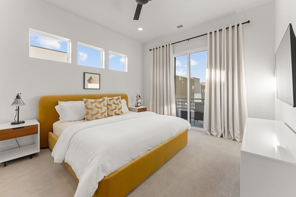 Villa #30 At Bloomington Country Club - Red Cliffs 4 Bedroom Townhouse