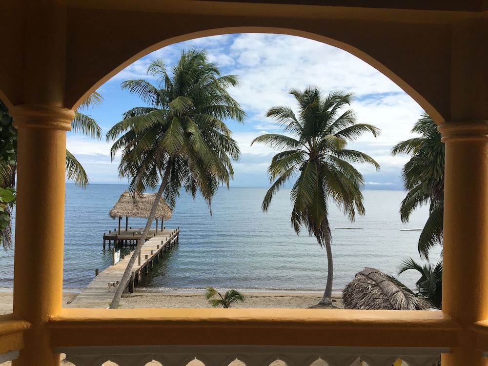 Blue Parrot Beach House