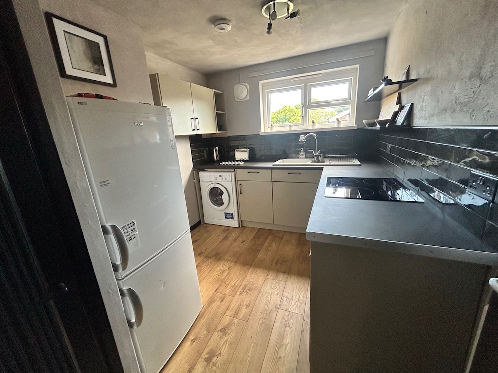 Cosy Chichester Apartment