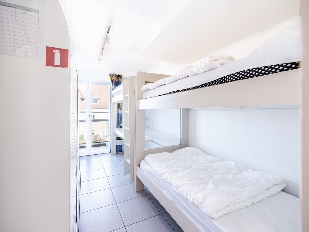 Apartment in Oostduinkerke With Garage