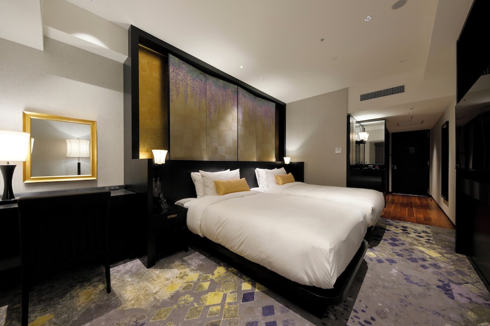 Hotel THE HOTEL SANRAKU KANAZAWA - Image 1