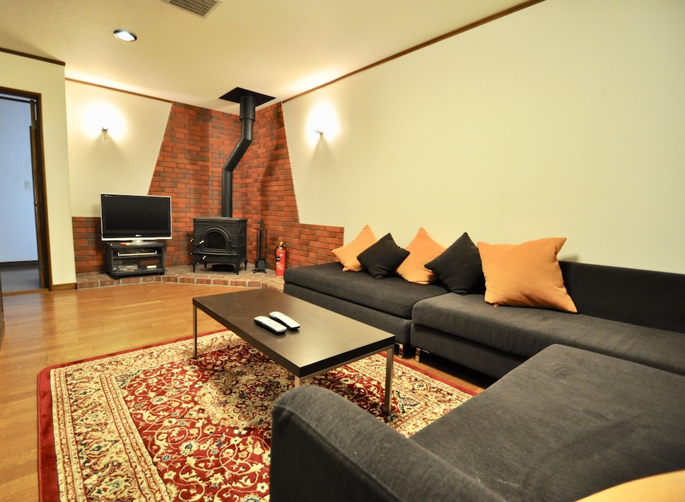 Photo 12
