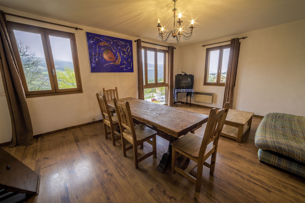 Chalet Les Moineaux : Gites et Chambres d'Hotes
