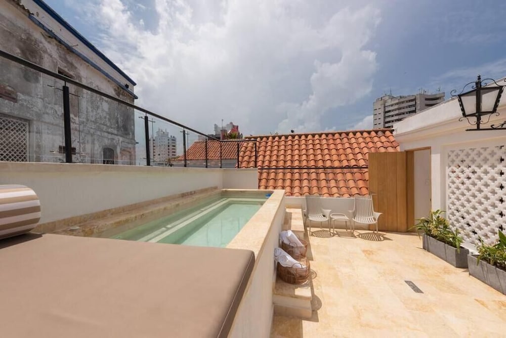 Casa Luxor by SOHO