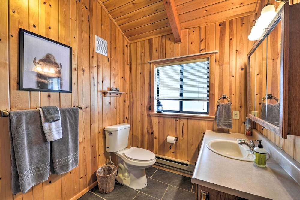 Star Valley Ranch Cabin Getaway: Hot Tub! view 4