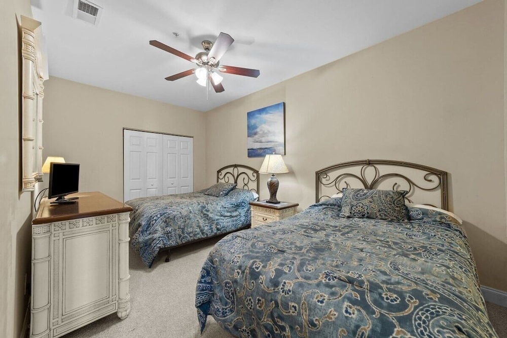 World Tour 104-206a 3 Bedroom Condo